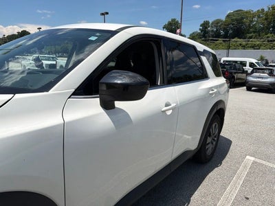 2025 Nissan Pathfinder S