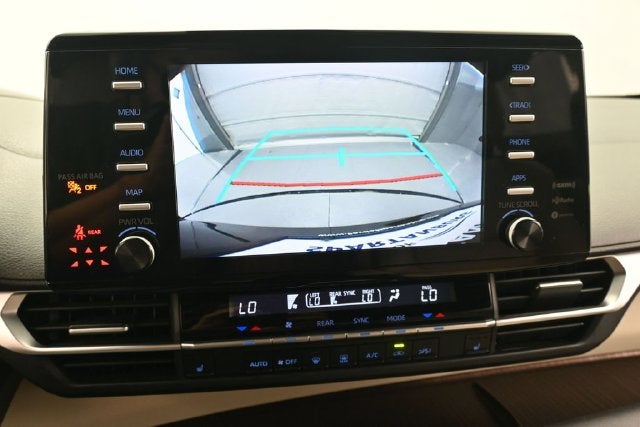2021 Toyota Sienna XLE 8 Passenger
