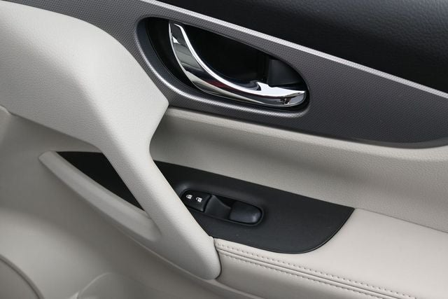 2020 Nissan Rogue Sport SV