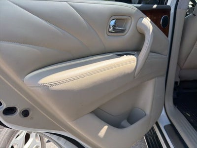 2017 INFINITI QX80 Base