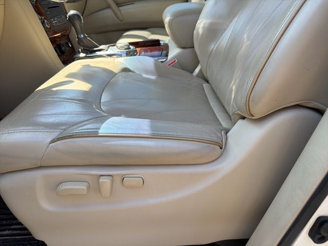 2017 INFINITI QX80 Base