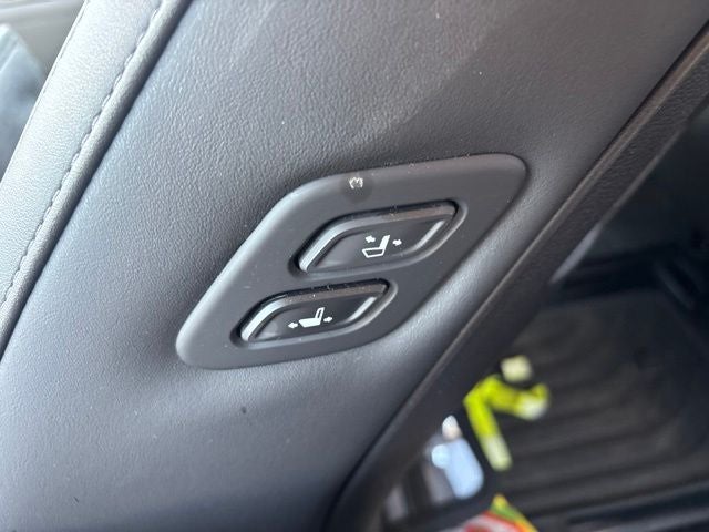2025 Kia Carnival EX