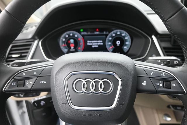 2025 Audi Q5 40 Premium Plus quattro