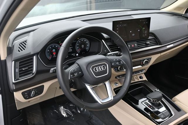 2025 Audi Q5 40 Premium Plus quattro
