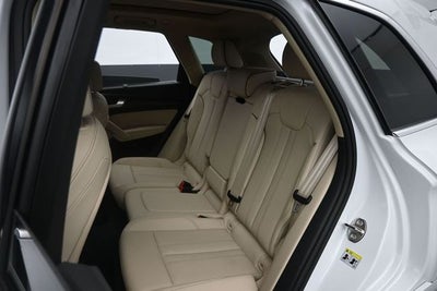 2025 Audi Q5 40 Premium Plus quattro