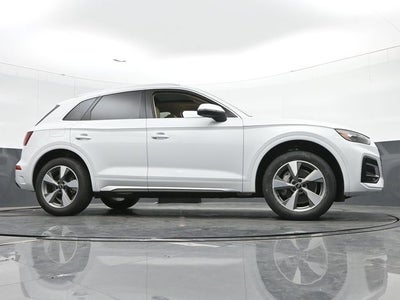 2025 Audi Q5 40 Premium Plus quattro