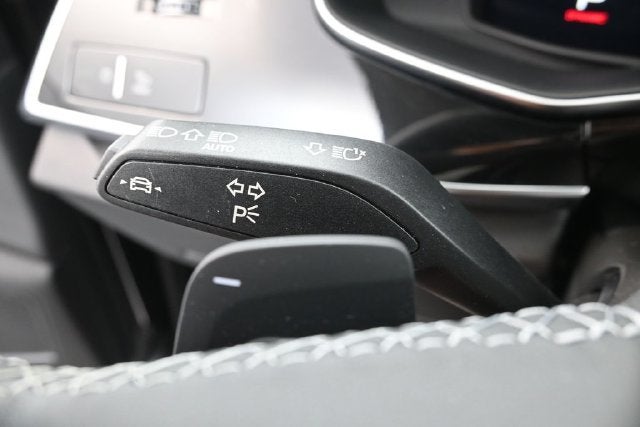 2023 Audi Q8 55 Prestige quattro