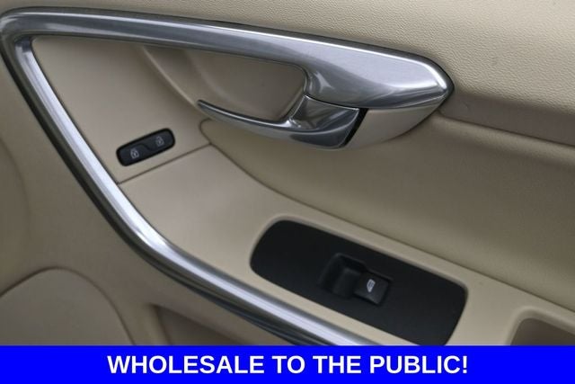 2015 Volvo XC60 T6 Platinum