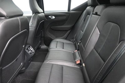 2023 Volvo XC40 Ultimate