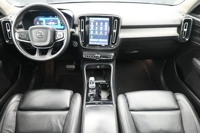 2023 Volvo XC40 Ultimate