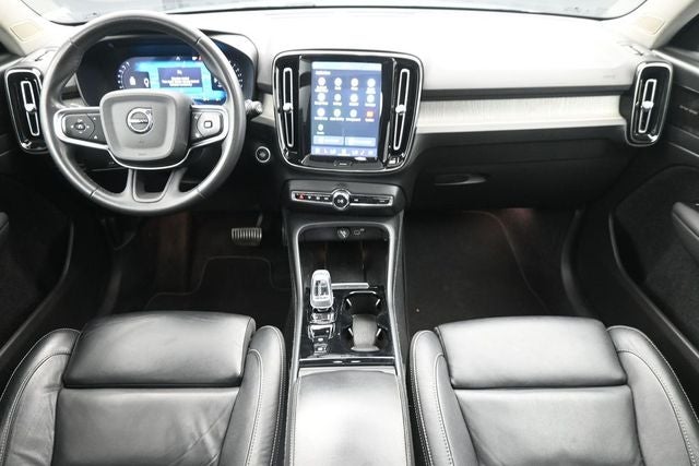 2023 Volvo XC40 Ultimate