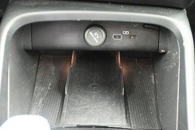 2023 Volvo XC40 Ultimate