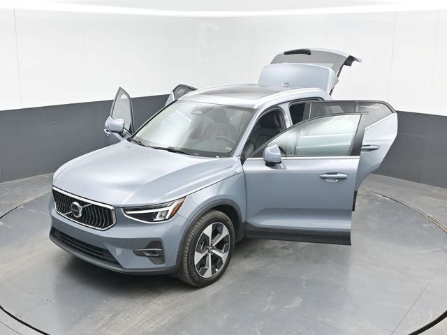 2023 Volvo XC40 Ultimate