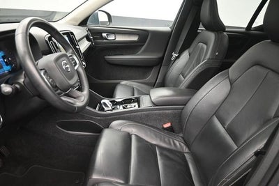2023 Volvo XC40 Ultimate