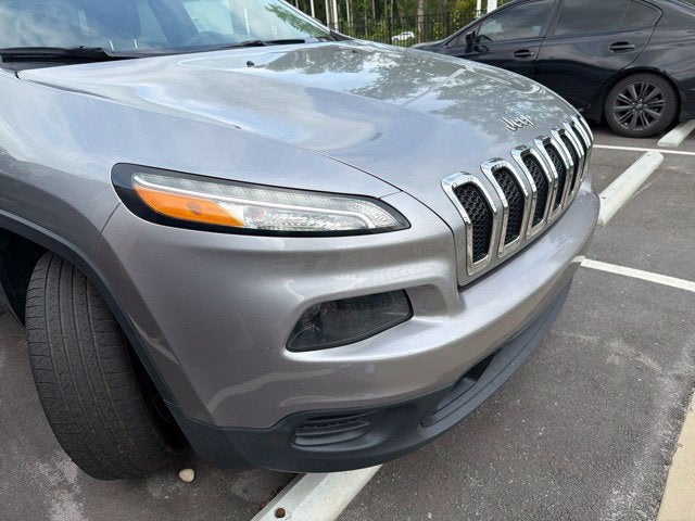 2016 Jeep Cherokee Sport
