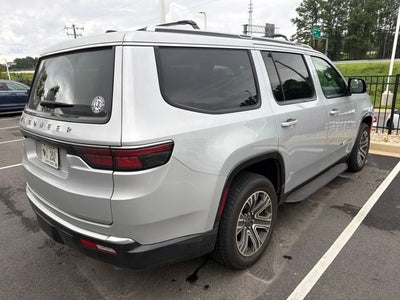 2025 Jeep Wagoneer Base