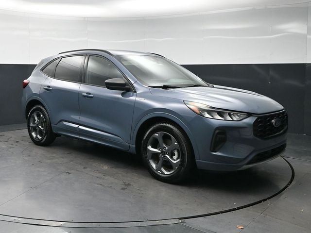 2023 Ford Escape Hybrid ST-Line