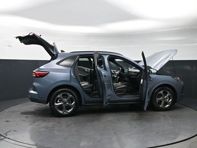 2023 Ford Escape Hybrid ST-Line
