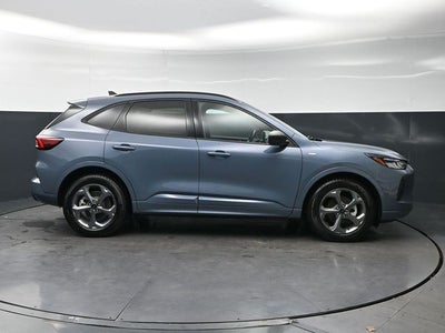 2023 Ford Escape Hybrid ST-Line