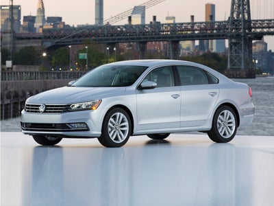 2016 Volkswagen Passat Base