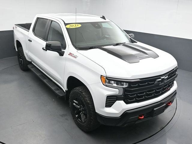 2023 Chevrolet Silverado 1500 LT Trail Boss Convenience Package