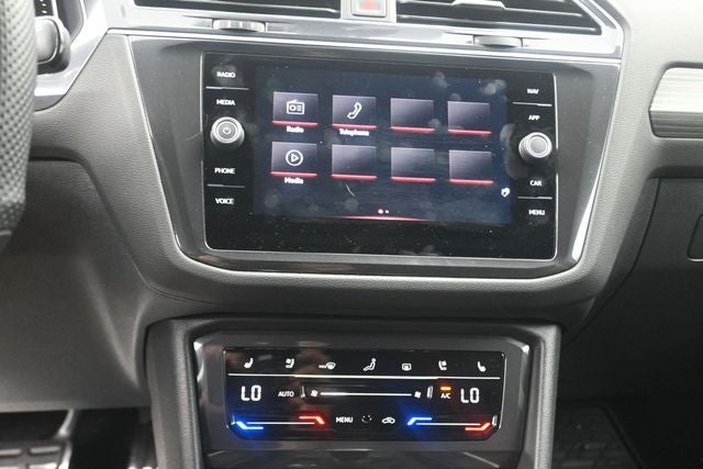 2024 Volkswagen Tiguan 2.0T SEL R-Line
