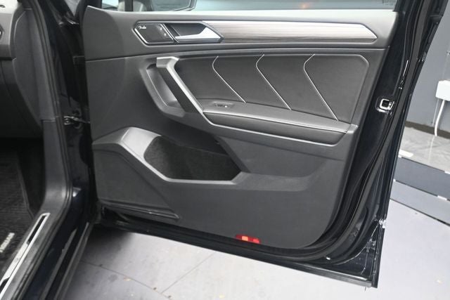 2024 Volkswagen Tiguan 2.0T SEL R-Line