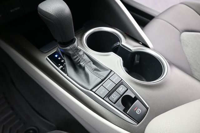 2022 Toyota Camry Hybrid LE