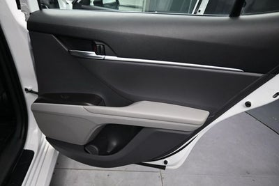2022 Toyota Camry Hybrid LE