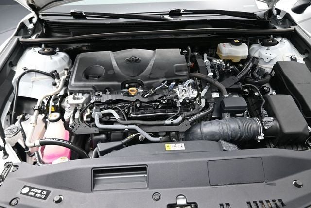 2022 Toyota Camry Hybrid LE