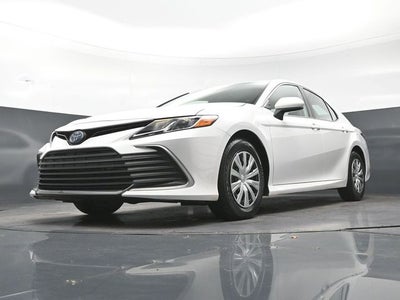 2022 Toyota Camry Hybrid LE