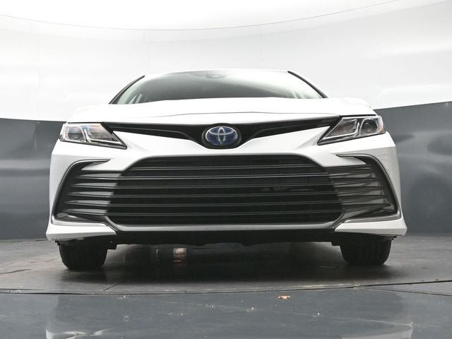 2022 Toyota Camry Hybrid LE