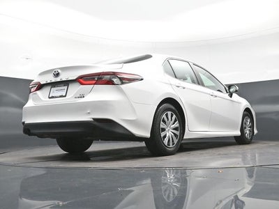 2022 Toyota Camry Hybrid LE
