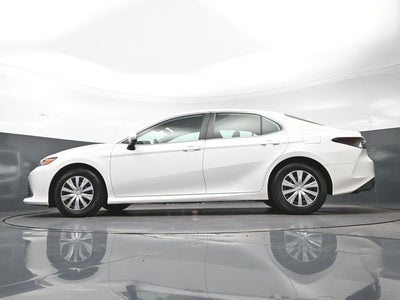 2022 Toyota Camry Hybrid LE