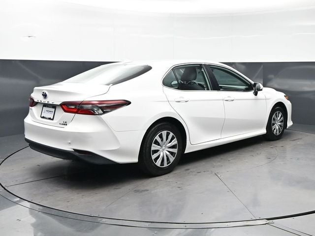 2022 Toyota Camry Hybrid LE