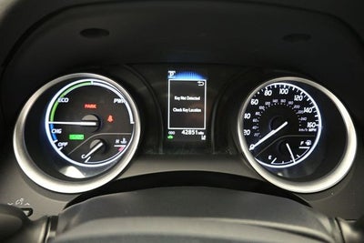 2022 Toyota Camry Hybrid LE