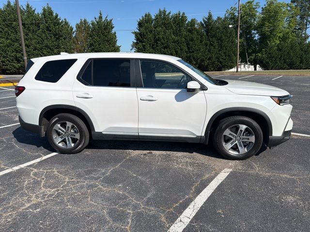 2023 Honda Pilot EX-L 8 Passenger