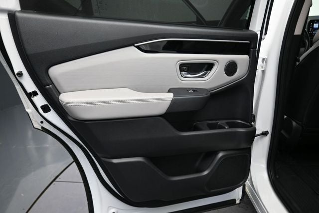 2023 Honda Pilot EX-L 8 Passenger