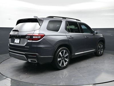 2024 Honda Pilot Touring
