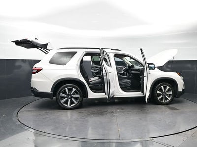2023 Honda Pilot Touring