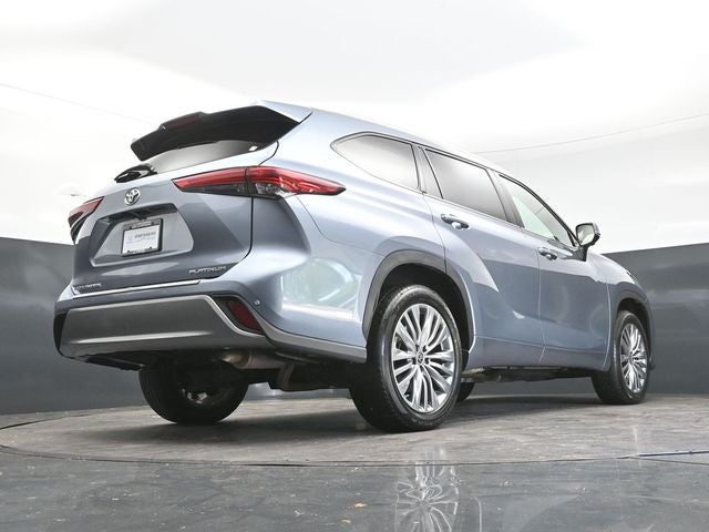 2023 Toyota Highlander Platinum