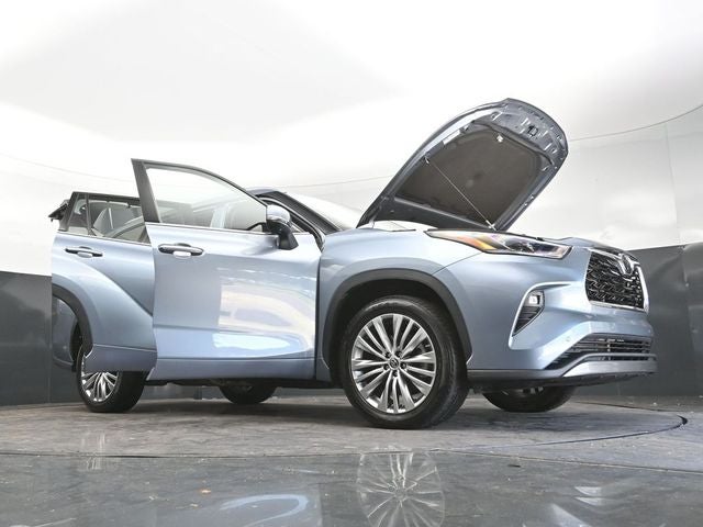 2023 Toyota Highlander Platinum