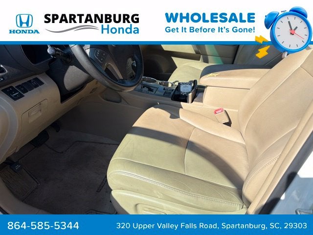 2010 Toyota Highlander SE