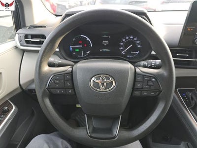 2024 Toyota Sienna LE 7 Passenger