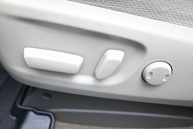 2017 Toyota Sienna LE 8 Passenger