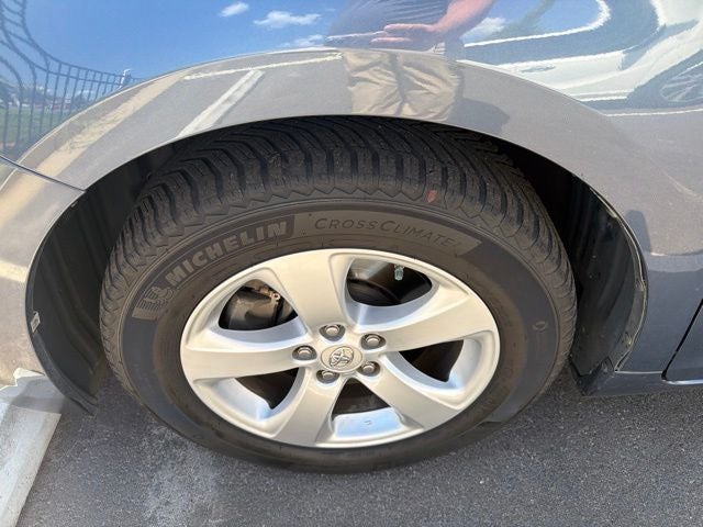 2017 Toyota Sienna LE 8 Passenger