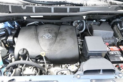 2017 Toyota Sienna LE 8 Passenger