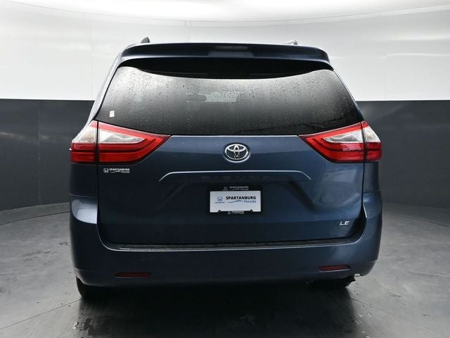 2017 Toyota Sienna LE 8 Passenger