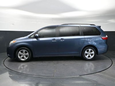 2017 Toyota Sienna LE 8 Passenger