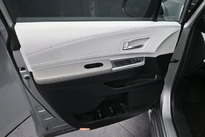 2025 Toyota Sienna XLE 8 Passenger